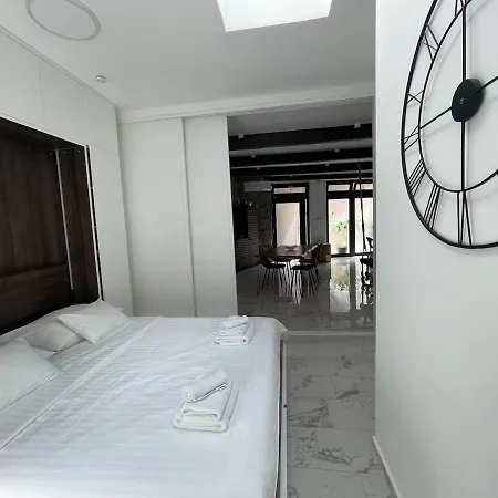 Nyaraló Loft With Rooftop Garden Terrace By The Abbázia