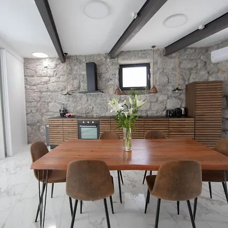 Loft With Rooftop Garden Terrace By The *