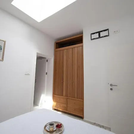 Loft With Rooftop Garden Terrace By The Abbázia