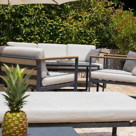 Loft With Rooftop Garden Terrace By The Nyaraló *