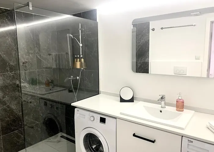 Loft With Rooftop Garden Terrace By The Feriehus Opatija