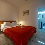 Loft With Rooftop Garden Terrace By The Holiday home *