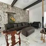 Loft With Rooftop Garden Terrace By The Holiday home *