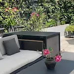 Loft With Rooftop Garden Terrace By The בית נופש