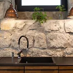 Loft With Rooftop Garden Terrace By The בית נופש *