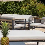 Loft With Rooftop Garden Terrace By The בית נופש *
