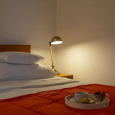 Loft With Rooftop Garden Terrace By The Casa vacanze Abbazia