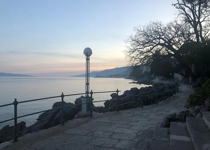 Holiday home Loft With Rooftop Garden Terrace By The *