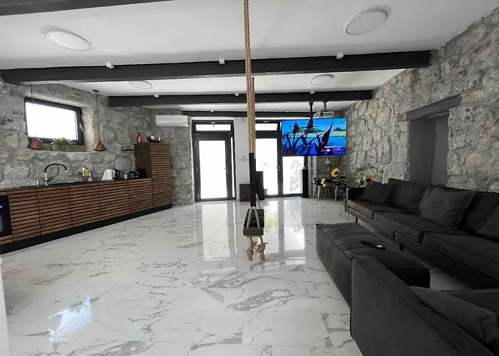 Loft With Rooftop Garden Terrace By The Holiday home *