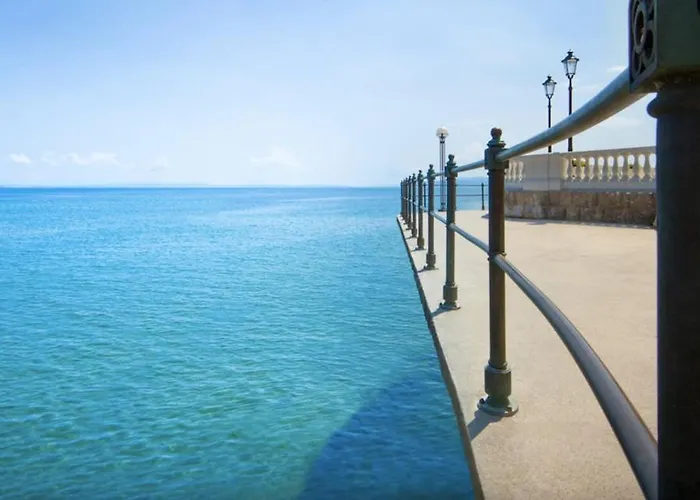 Loft With Rooftop Garden Terrace By The *