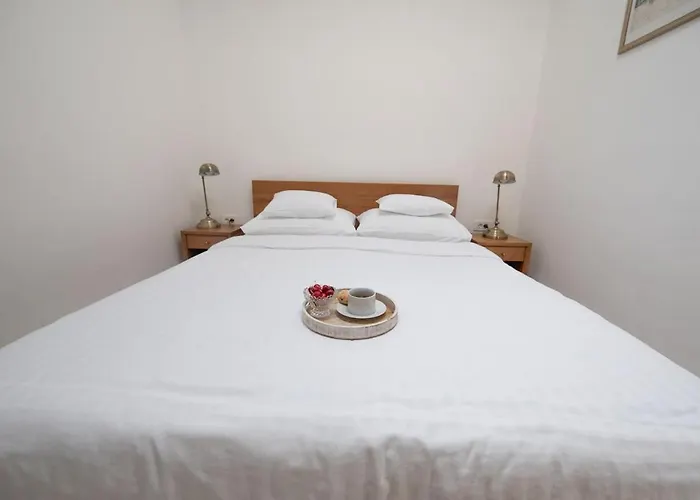 Loft With Rooftop Garden Terrace By The * 奥帕提亚