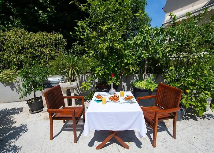 度假居 Loft With Rooftop Garden Terrace By The *