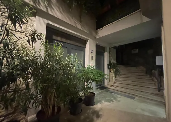 度假居 Loft With Rooftop Garden Terrace By The 奥帕提亚