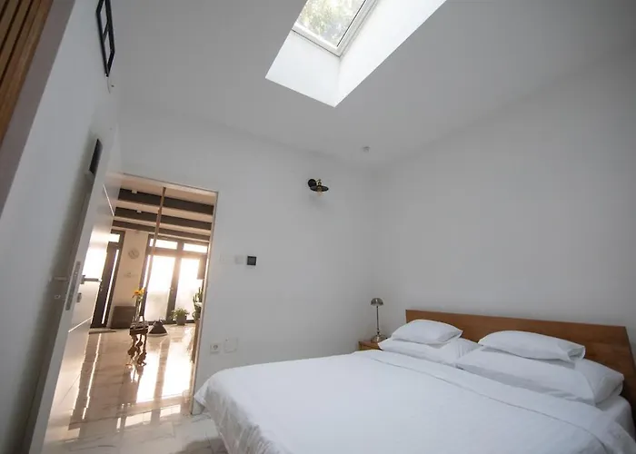 Loft With Rooftop Garden Terrace By The 奥帕提亚