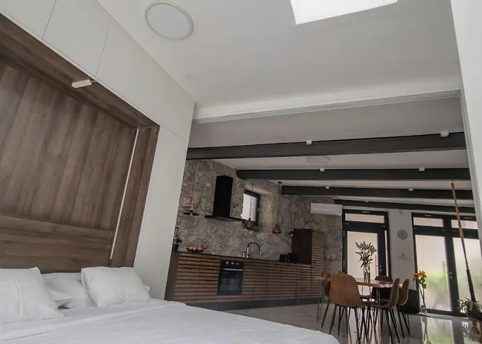 Loft With Rooftop Garden Terrace By The *